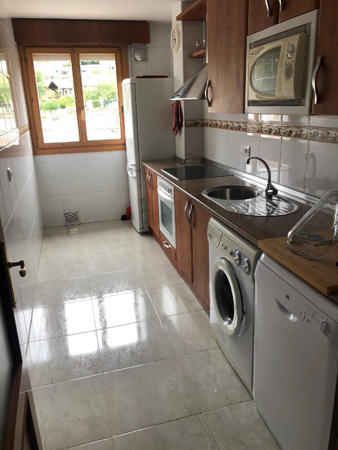 Casa De Claudia Comillas- Jardin Privado - A 10 Metros Del Capricho De Gaudi 外观 照片
